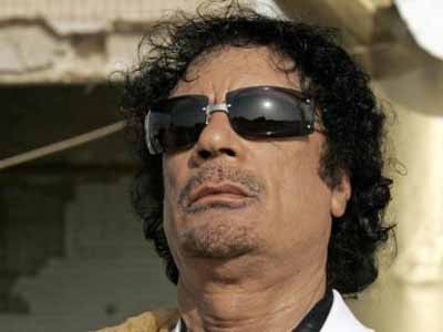 Ông Gaddafi phải chật vật chạy trốn