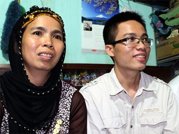 Nam sinh bỏ thi tin học thế giới vì không đủ tiền