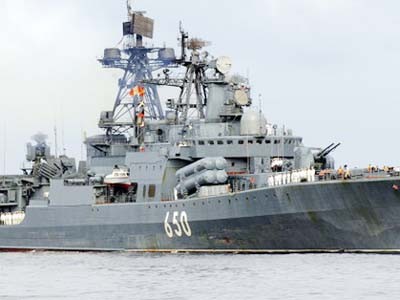 Chiến hạm Nga tập trận chống cướp biển