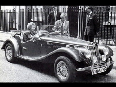 Margaret Thatcher - đến xe hơi cũng bảo thủ