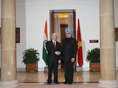 Việt - Ấn tăng cường hợp tác dầu khí, vũ trụ, hạt nhân