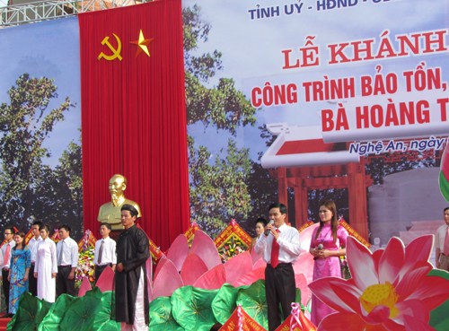 Khánh thành công trình bảo tồn, tôn tạo khu mộ bà Hoàng Thị Loan