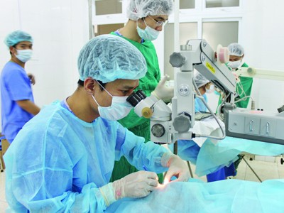 Khám chữa bệnh cho 700 cựu TNXP