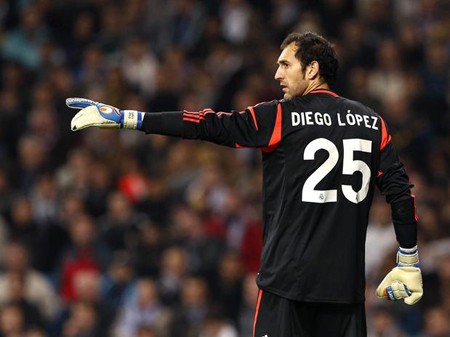 Mourinho tiếp tục đặt niềm tin vào Diego Lopez