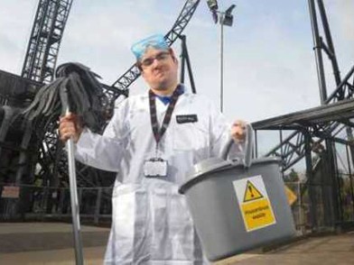 10 công việc kiếm tiền kỳ lạ nhất thế giới