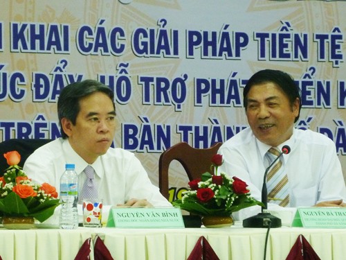 Ông Nguyễn Bá Thanh khuyến cáo ông Nguyễn Văn Bình nếu làm không khéo thì việc xử lý nợ xấu sẽ rất dễ phát sinh tiêu cực!