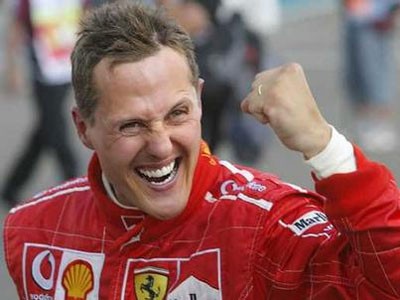 Michael Schumacher vẫn nguy kịch sau phẫu thuật