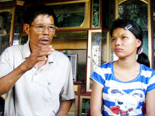 Ông Phùng Tiến Dũng và chị Phùng Thị Kim Dung kể lại sự việc