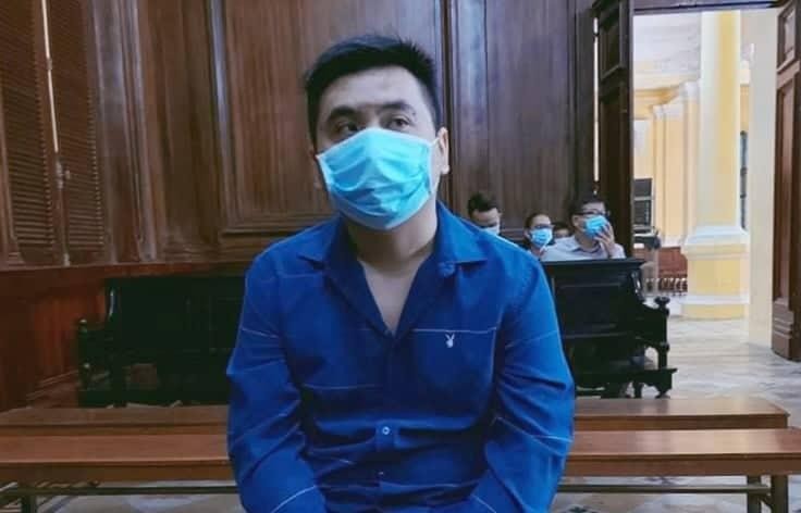 Bị cáo Nguyễn Trần Hoàng Phong tại phiên tòa. Ảnh: Tân Châu