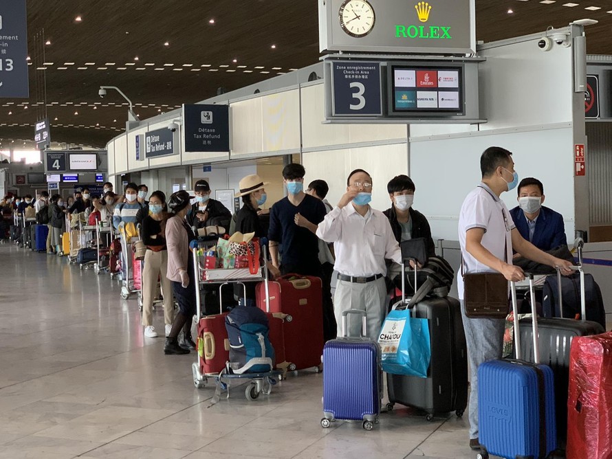 Các công dân từ Pháp và khu vực lân cận vừa được đưa về nước. (Ảnh: Mofa)
