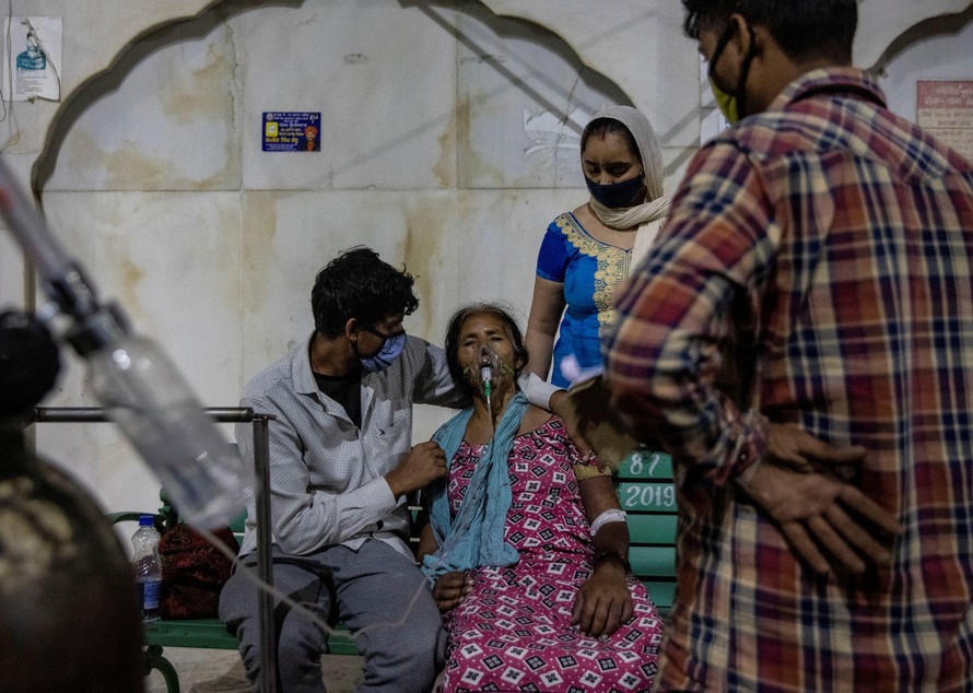 Tình hình Ấn Độ đang nguy cấp vì số ca mắc COVID-19 liên tục phá kỷ lục. (Ảnh: Reuters)