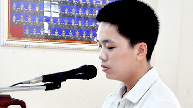 Bị cáo Nguyễn Văn Hành tại tòa.