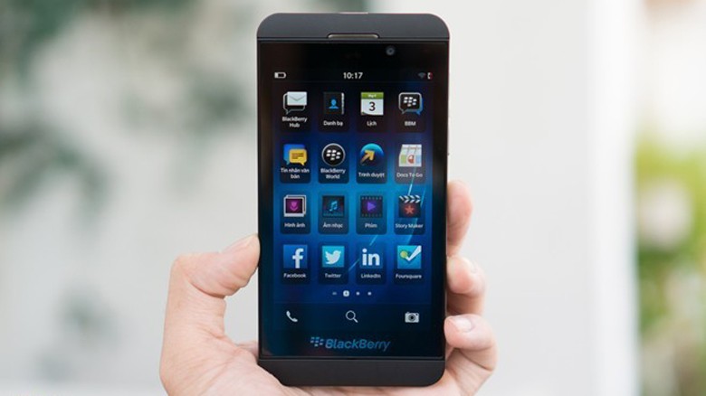 Lợi dụng "cơn sốt" BlackBerry Z10 tại Việt Nam, hàng dựng đã bắt đầu xuất hiện gây nhầm lẫn cho người tiêu dùng.