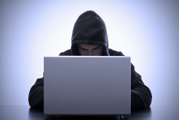 World Cup trần trụi giữa bầy… hacker