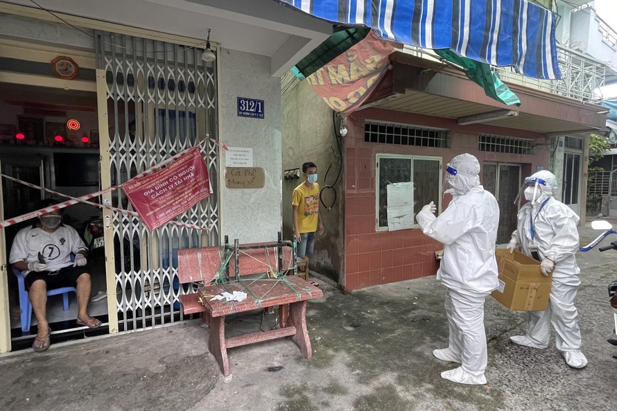 TPHCM: Mở hướng mới để cấp 'thẻ xanh COVID-19' cho F0 đã tự điều trị trong cộng đồng