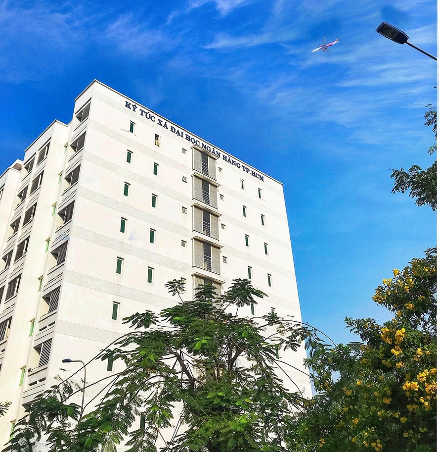 KTX trường ĐH Ngân hàng thành khu cách ly 