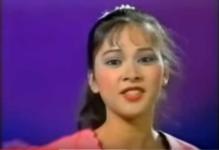 Clip Như Quỳnh hát trên sóng truyền hình năm 10 tuổi 'gây sốt'
