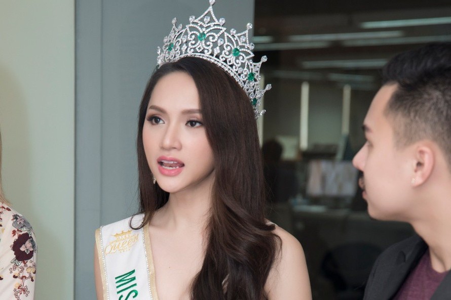 Hương Giang xuất sắc giành vương miện cuộc thi Hoa hậu Chuyển giới Quốc tế 2018.