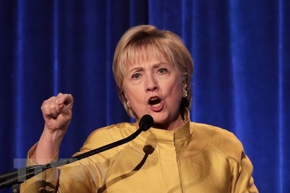 Bà Hillary Clinton trong một sự kiện ở New York ngày 20/4/2017. (Nguồn: AFP/TTXVN)