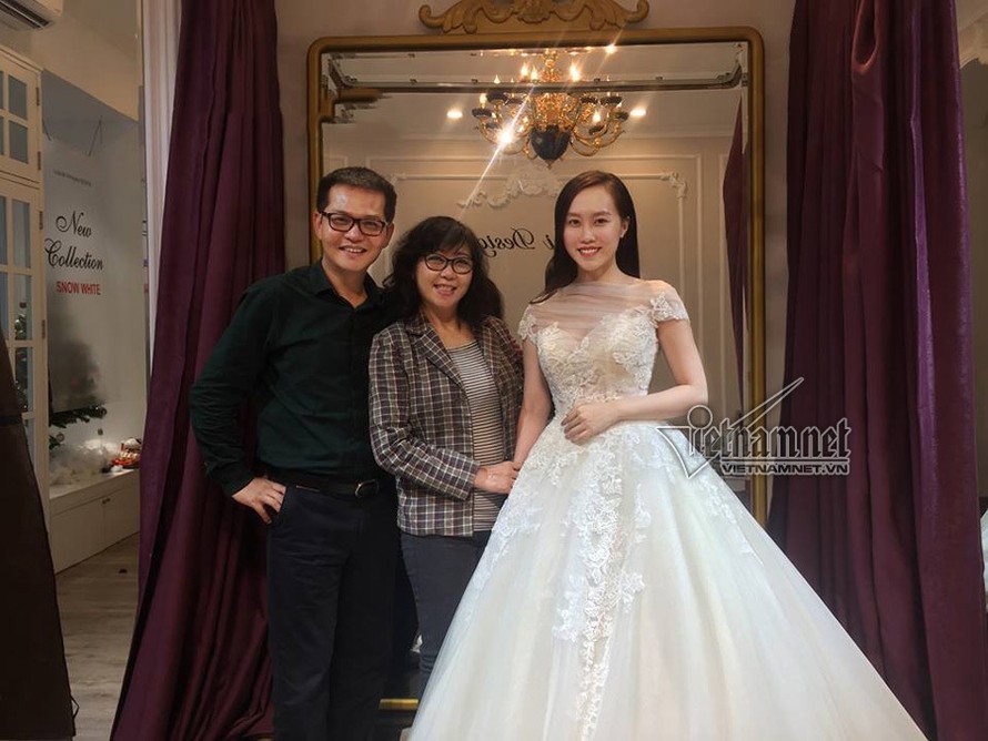 NSND Trung Hiếu và vợ sắp cưới Huỳnh Thu Hà.