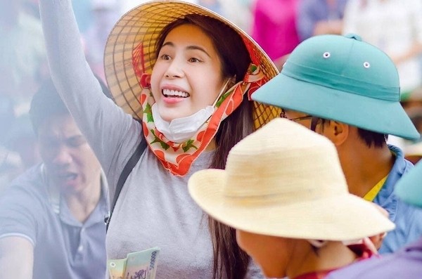 Loạt sao vướng ồn ào liên quan từ thiện, gặp 'làn sóng' anti-fan dữ dội trong năm 2020