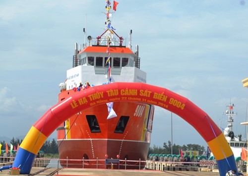 Hạ thủy tàu cứu hộ hiện đại nhất Việt Nam