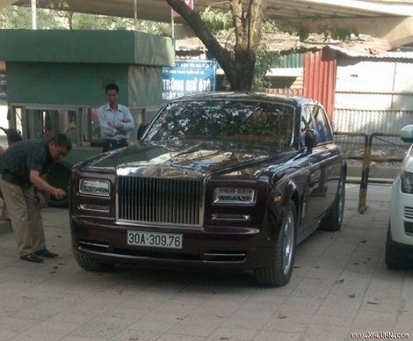 Đồn đoán đại gia điếu cày giữ Rolls Royce 43 tỷ