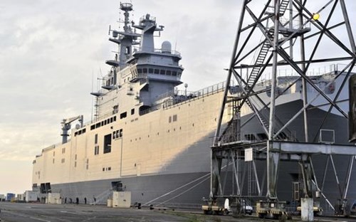 Tàu Mistral Pháp đóng cho Nga