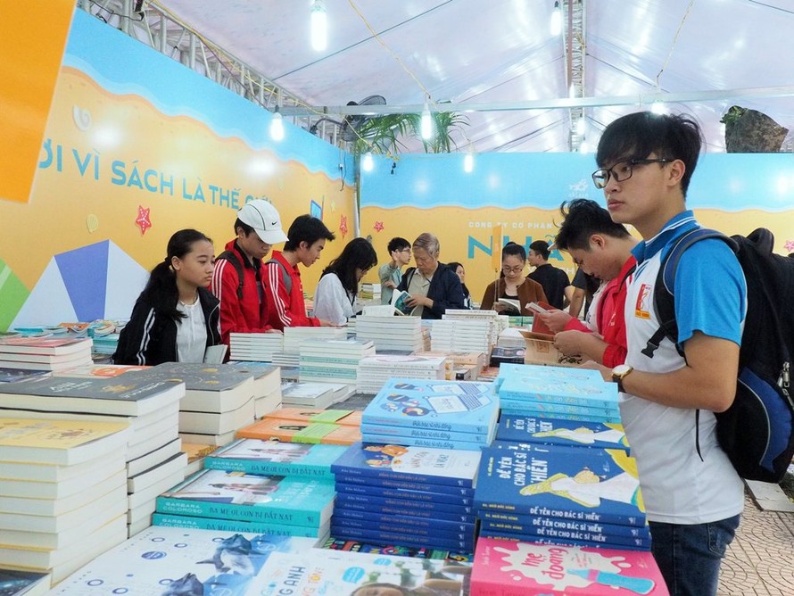 Doanh thu sơ bộ Ngày sách Việt Nam lần thứ 5 đạt khoảng 11 tỷ đồng 