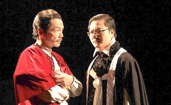Trung Anh được xét NSND, diễn viên HamletTạ Tuấn Minh (phải) được xét NSƯT