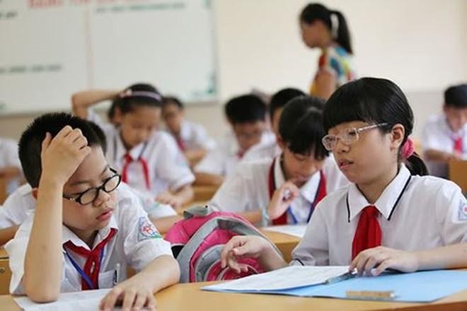 Năm nay, Hà Nội tạm dừng tuyển sinh hệ song bằng lớp 6. 