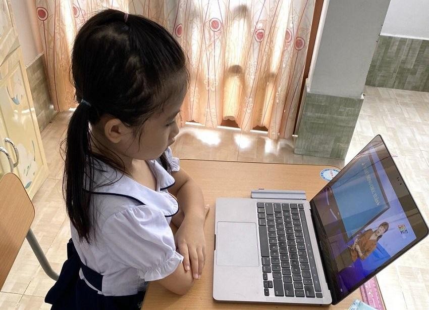 An Giang tạm dừng dạy trực tuyến ở bậc tiểu học. (ảnh: minh họa)