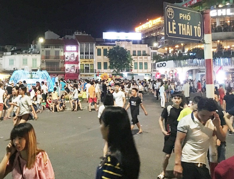 9 tuyến phố được lựa chọn cấm xe 1 tháng xung quanh hồ Hoàn Kiếm