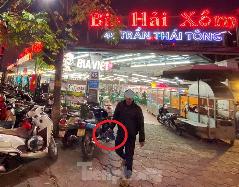 Quán bia tấp nập khách như chưa hề có Nghị định 100
