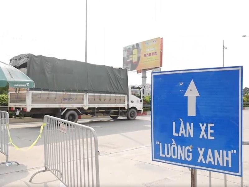 Sở GTVT Hà Nội đề nghị Tổng cục ĐBVN khắc phục lỗi treo máy cấp “luồng xanh” cho xe chở hàng hóa.