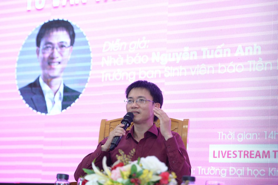 Diễn giả, nhà báo Nguyễn Tuấn Anh