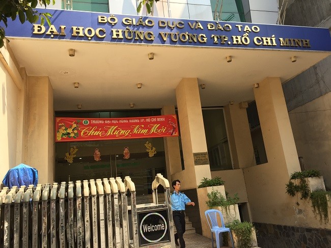 Trường ĐH Hùng Vương TPHCM tại địa chỉ 736 đường Nguyễn Trãi, quận 5
