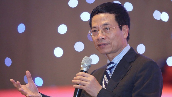Quyền Bộ trưởng Bộ TTTT Nguyễn Mạnh Hùng