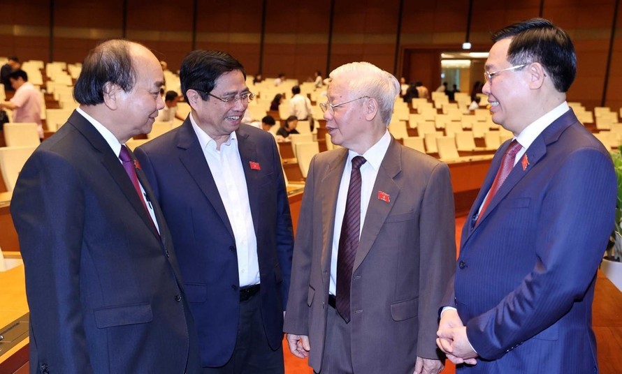 13 Ủy viên Bộ Chính trị, Bí thư T.Ư Đảng đảm nhiệm chức vụ mới