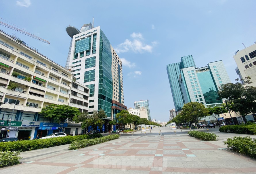Sài Gòn trước và trong mùa dịch bệnh COVID-19