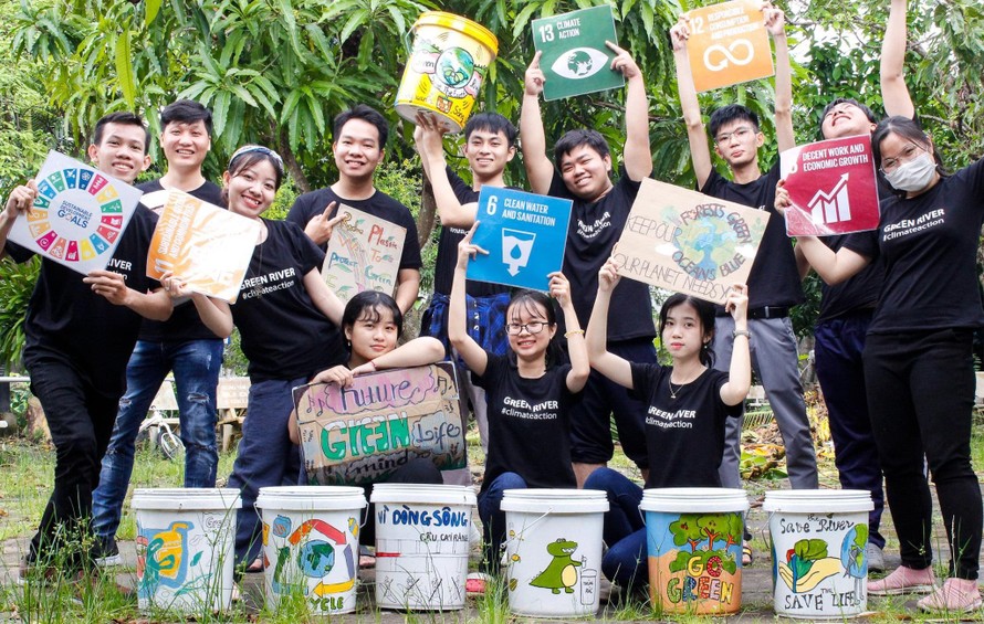 “Green River”: Làm sạch những dòng sông 