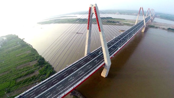 HĐND thành phố Hà Nội sẽ xem xét thông qua tên cầu Nhật Tân vào kỳ họp tới. Ảnh: Giang Huy