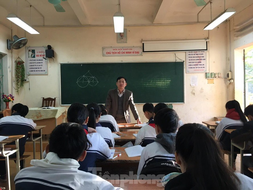 94 giáo viên hợp đồng của thị xã Sơn Tây bị chấm dứt hợp đồng từ đầu năm học liệu có cơ hội để xét đặc cách lần này?