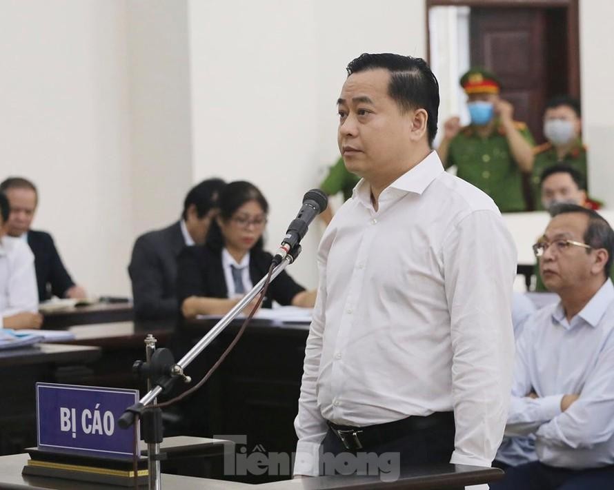 Phan Văn Anh Vũ trong một phiên tòa tại Hà Nội.