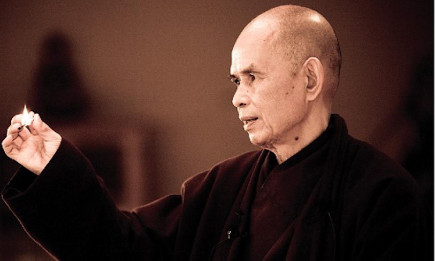 Thiền sư Thích Nhất Hạnh tổ chức triển lãm với trên 100 tác phẩm thư pháp độc đáo