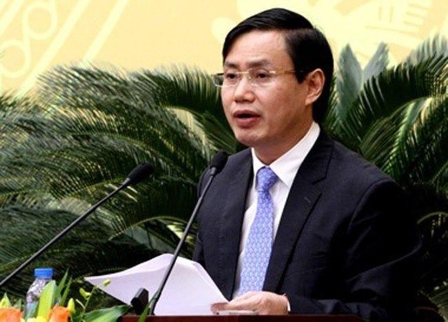Ông Nguyễn Văn Tứ, nguyên Chánh văn phòng Thành uỷ Hà Nội, bị đề nghị khai trừ ra khỏi Đảng