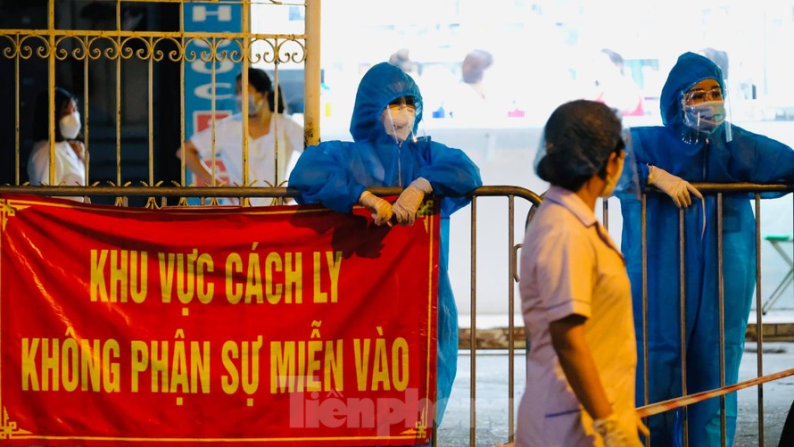 Hà Nội: 34 trường hợp dương tính, nhiều ca liên quan người bán hàng ở chợ