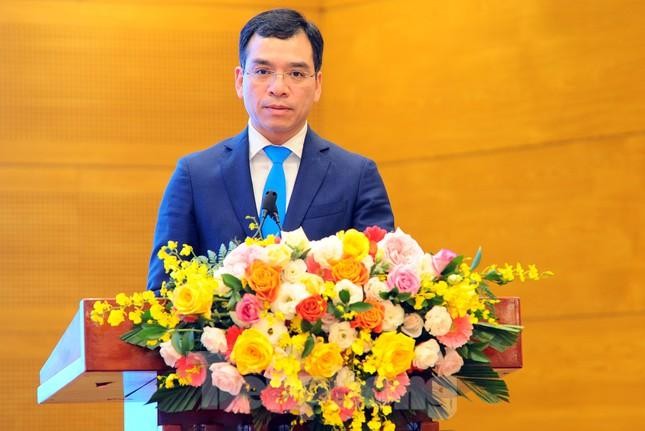 TS Hà Anh Đức - Chủ tịch Hội Thầy thuốc trẻ Việt Nam làm Phó chủ tịch Hội LHTN Việt Nam.