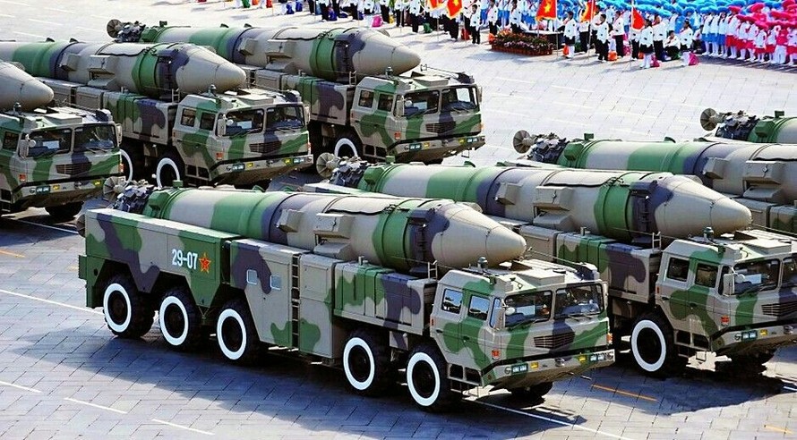 Sát thủ tàu sân bay DF-21 của Trung Quốc