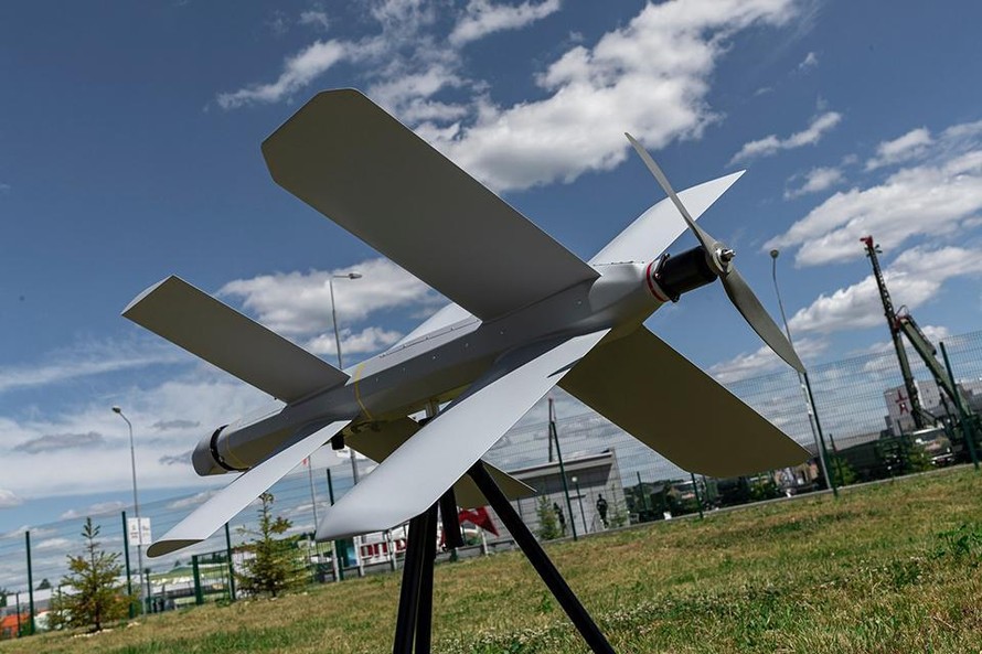 Drone Lancet-3 với đôi cánh hình chữ thập khác thường